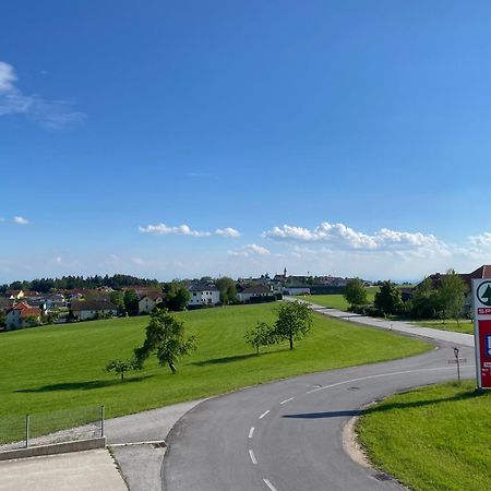 Wohnung City Nord Mit Balkon Herzogsdorf Zewnętrze zdjęcie